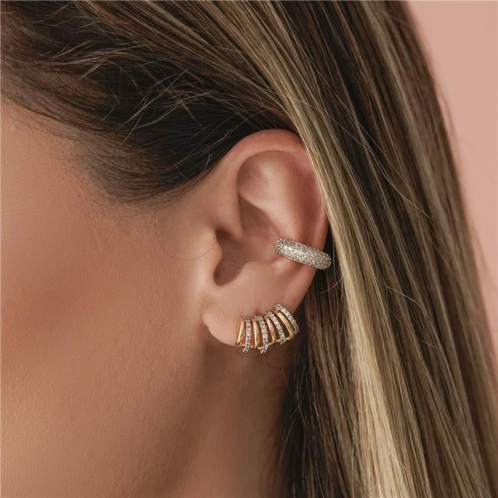 Imagem do produto Brinco Ear Hook Cravejado de Zircônias Folheado a Ouro 18k