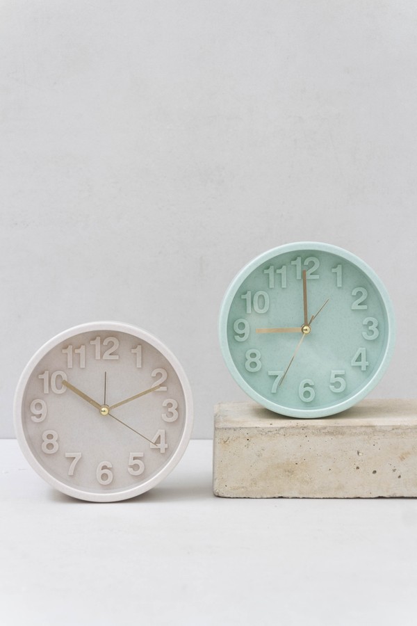 Relógio de Mesa Clock
