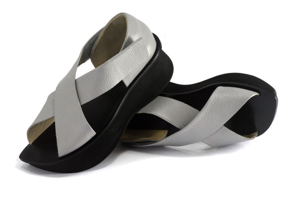 Sandália Plataforma Xis Platoo Cinza|Xis Platoo Sandal Grey